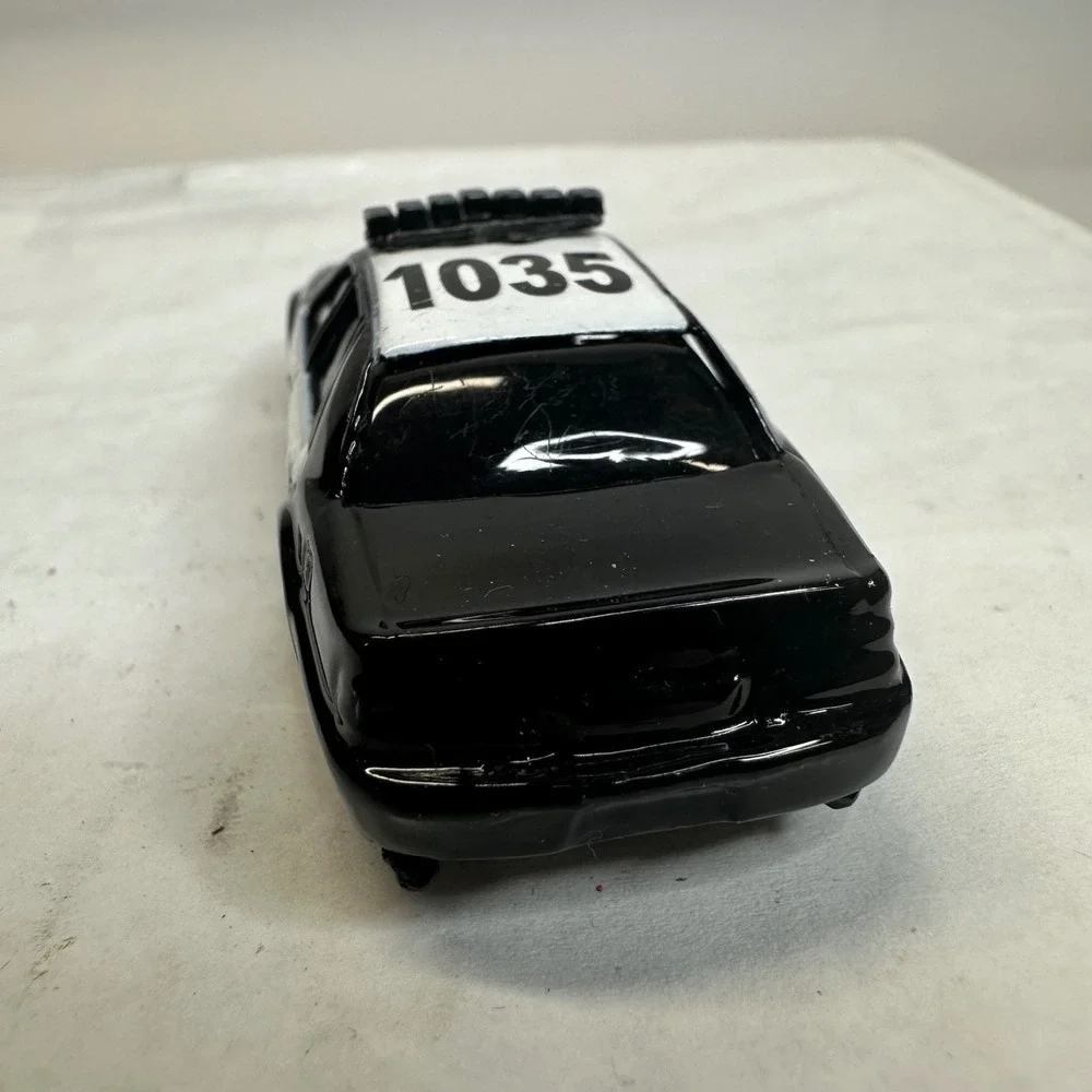 Maisto‎ Haywood Police Tactical Unit 1035 Diecast Car Black White 1/64 Scale